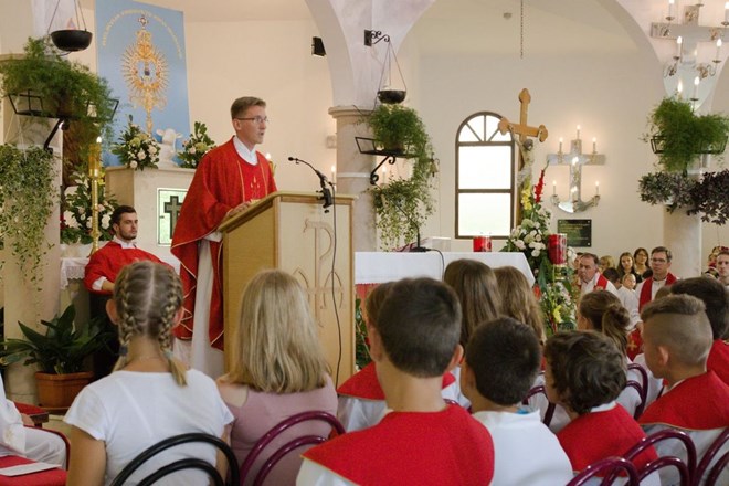 Predragocjenoj Krvi Kristovoj u Ludbreg i ove godine hodočastili ministranti Varaždinske biskupije